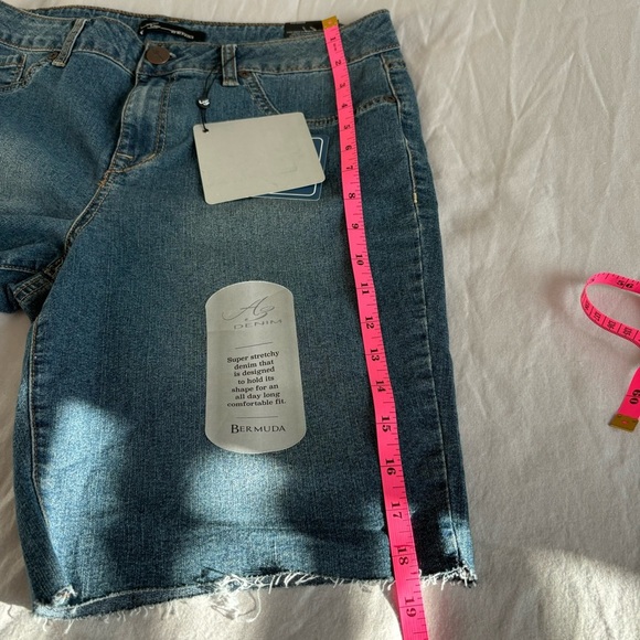 A3 Denim Bermuda Shorts Distressed Raw Hem Women’s Size 12 - Picture 3 of 9